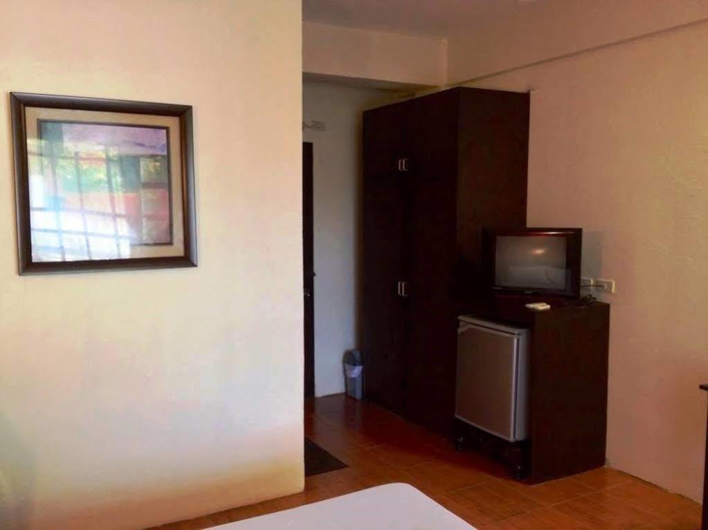Panglao Island Franzen Residences Taporok Экстерьер фото